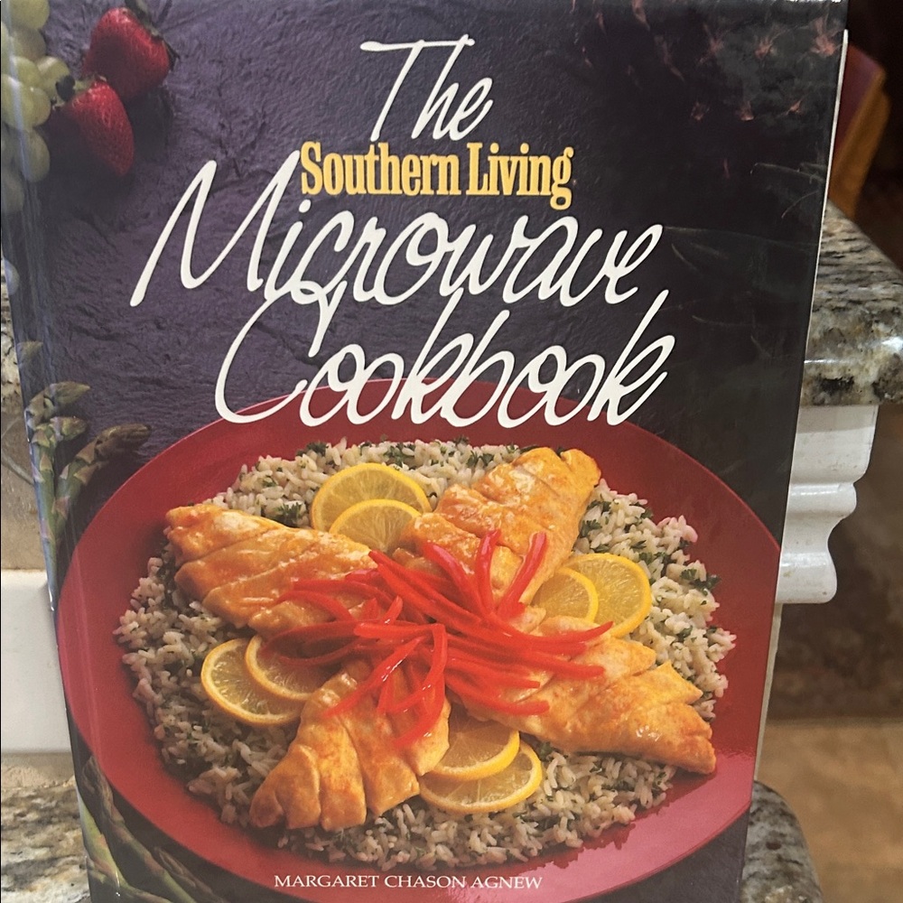 Southern Living Microwave 1988 Hardback Cookbook